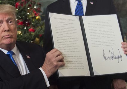 دعوات لتسريع عجلة الوحدة والتلاقي لمواجهة قرار ترامب