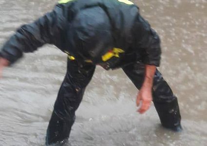 بالفيديو والصور: شاهد الكوارث في نابلس إثر المنخفض الجوي..والإستجابة لـ383 نداء طوارئ