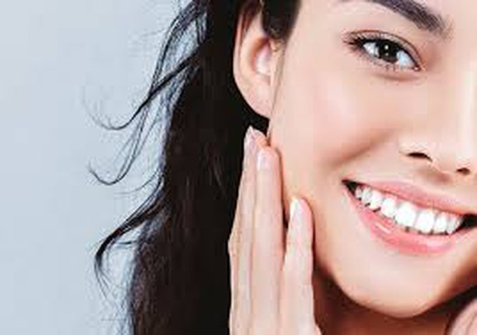 4 خطوات تساعدك على اخفاء التجاعيد