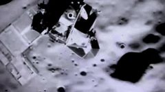 فيديو غريب تظهر فيه منشآت على سطح القمر!