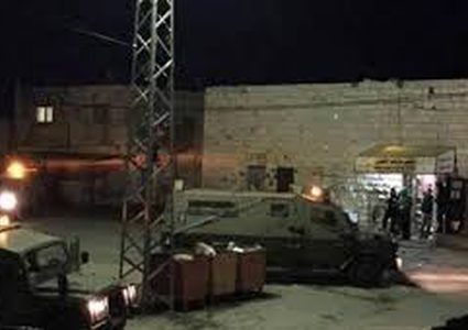قوات الاحتلال تصادر تسجيل كاميرات محطة الهدى للمحروقات