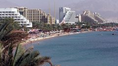 اسرائيليون يطعنون ابن شقيق رئيس وزراء فرنسا