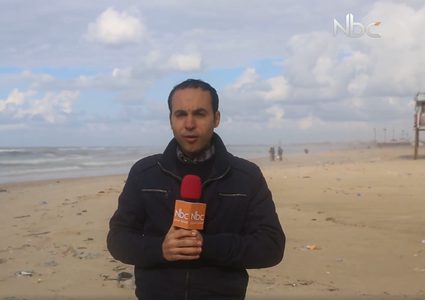 جولة على شاطئ بحر غزة (فيديو)