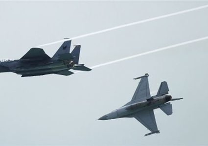 القيادة العامة للجيش السوري: الدفاعات السورية تصدت لثلاث غارات إسرائيلية