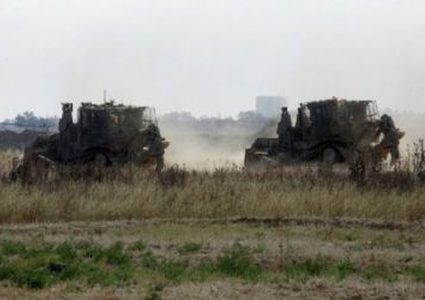 الأغوار: مجنزرات الاحتلال تطحن محاصيل "الحمص"