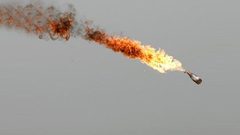 ألقى بالمولوتوف على شقيقه بسبب خلافات مالية