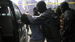 إيران تكشف عن تفكيك خلية إرهابية واعتقال عناصر شاركت في أعمال شغب
