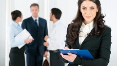 الأنثى هي الجنس البشري الأقوى!