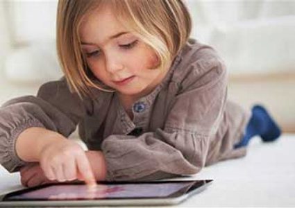 لماذا قلل عمالقة التكنولوجيا من إستخدام أطفالهم للهواتف؟