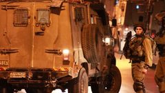 قوات الاحتلال تداهم تقوع وتوزع منشورات تهديد