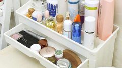 تجنبي هذه الأخطاء عند تخزين مكياجك