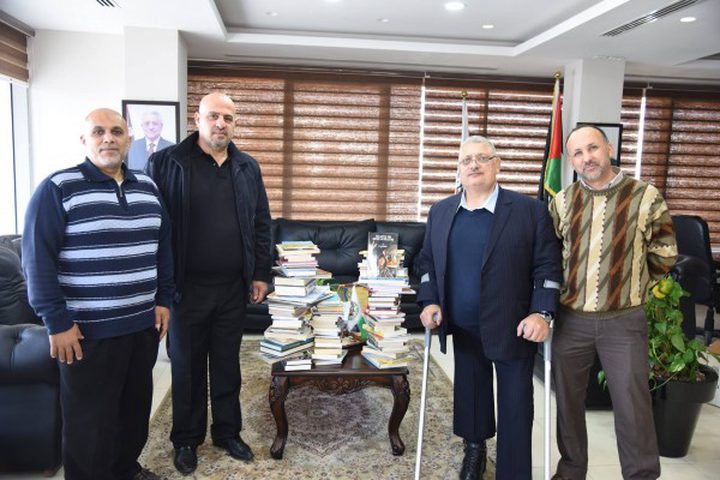 1000 كتاب تصل فلسطين من أبناء الجالية البيراوية