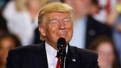 لأجل الشعب الأمريكي.. أطباء يطالبون بفحص عقلي لترامب