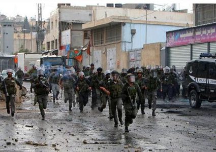 اعتقال فتى خلال مواجهات بمخيم شعفاط