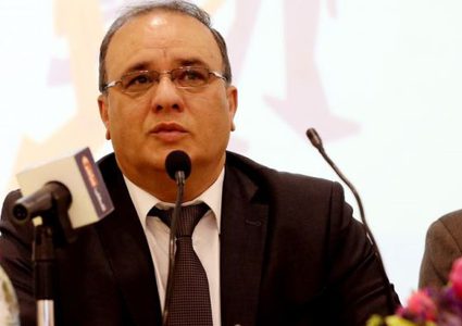 الشاعر يصدر قرارا بعودة 35 موظفا إلى عملهم