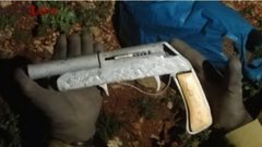 قوات الاحتلال تعتقل مواطنا بزعم اطلاقه النار تجاه المستوطنين شرق قلقيلية