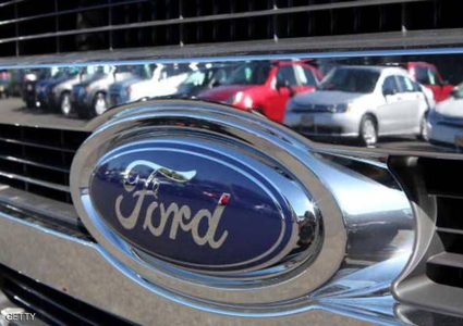 "فورد" تحول سياراتها العادية إلى الكهرباء