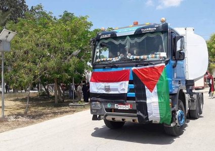 إدخال شاحنات وقود مصري لغزة عبر معبر رفح