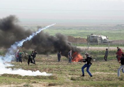 الإحتلال يُطلق النار تجاه المتظاهرين شرقي مخيم البريج وحي الشجاعية في غزة