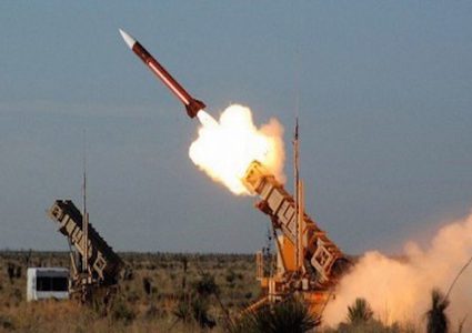 الدفاعات السعودية تعترض صاروخًا باليستيًا أطلقته جماعة الحوثي على جازان