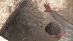 القبض على 3 أشخاص بتهمة التنقيب عن آثار