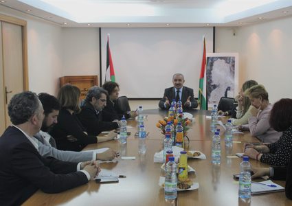 اشتية: الرئيس سيدعو وزراء الخارجية الاوربيين الاعتراف بدولة فلسطين