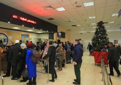 تنقل 8468 مسافر على معبر الكرامة