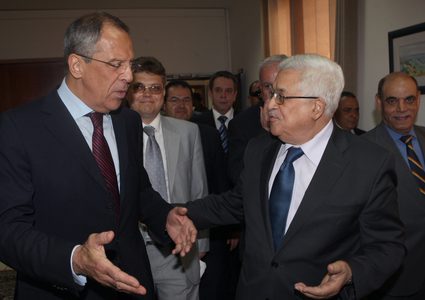 موسكو تكشف عن استعدادها لإقامة حوار سياسي بين الفلسطينيين والإسرائيليين