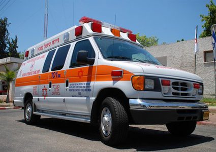 مصرع طفلة دهسها والدها