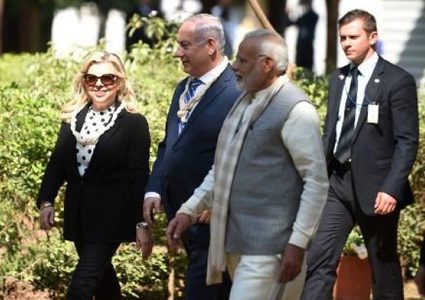 الهند تتراجع عن إلغاء صفقة الأسلحة مع إسرائيل