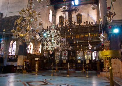 الكنيسة الأرمنية تحتفل غدا بعيدي الميلاد والغطاس