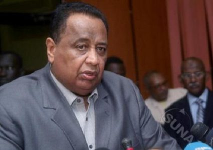 "البشير" يقبل استقالة وزير الخارجية السوداني ويعين صديق بديلا