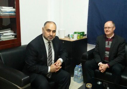 أبو عيطة يحذر من خطورة القرار الأمريكي بتقليص مساعدات الأونروا