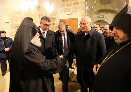 رئيس الوزراء: شعبنا قوي بتعايشه ووحدته المجتمعية