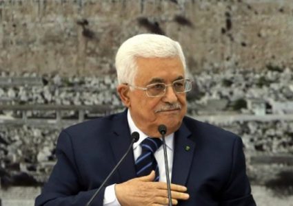 الرئيس يهنئ الوزير عواد بمنحه جائزة الشخصية العربية الصحية لعام 2018