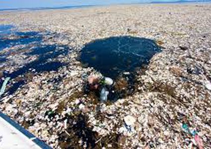 هل حان موعد الحد من استهلاك البلاستيك ؟