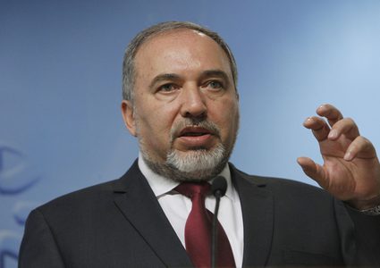 ليبرمان: شكوك حول مصير منفذ عملية نابلس المركزي