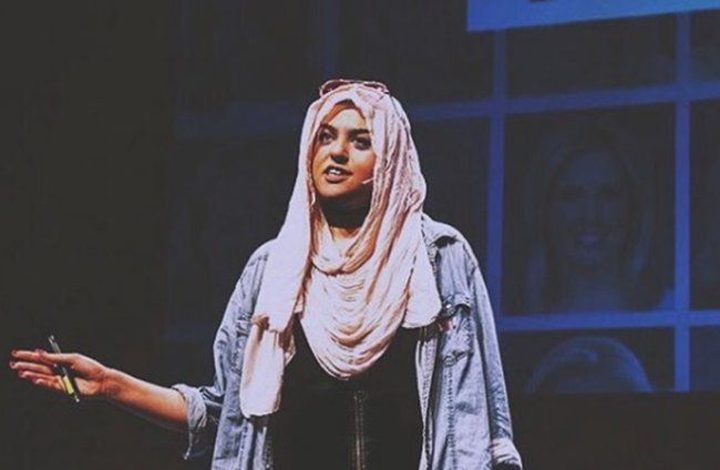فتاة أميركية مسلمة ترفض جائزة دولية دعماً لفلسطين