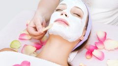 قناع الورد الطبيعي للبشرة الجافة