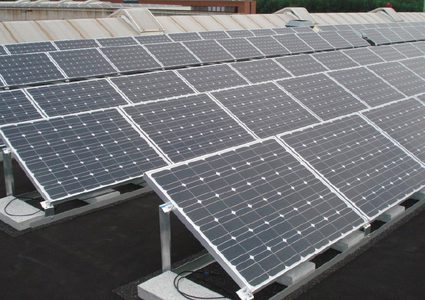 استثمارات  العالم  بالمليارات في مجال الطاقة النظيفة