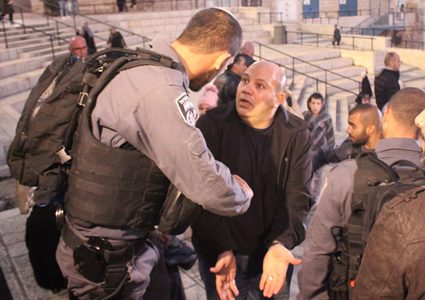 اصابة 3 شبان خلال مواجهات مع الاحتلال وسط القدس