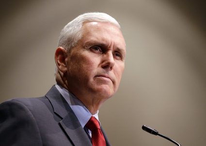 نائب الرئيس الأمريكي يصل القاهرة