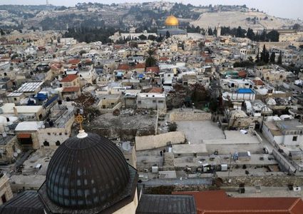 ولي عهد أبوظبي يشيد بمبادرات الأزهر لنصرة القدس