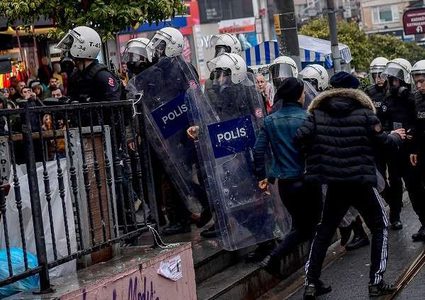 أنقرة: الشرطة التركية تفرق مظاهرة مؤيدة للأكراد