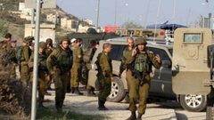 الاحتلال يفتش منازل ومحلات تجارية في سيلة الظهر ويستجوب مواطنين