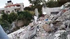 بحث سبل إعادة بناء المنازل التي دمرها الاحتلال في واد برقين