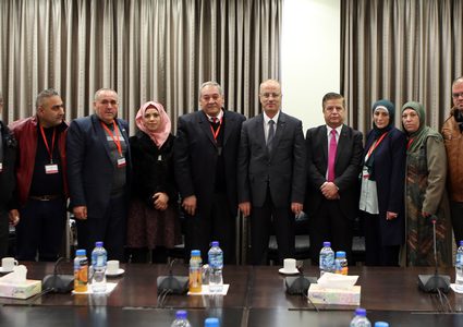 الحمد الله يستقبل وفدا من نقابة التمريض ويطلع على احتياجاتهم