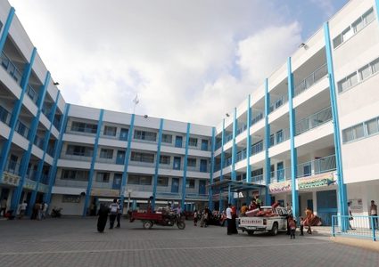 أبو حسنة يحذر من انهيار الأونروا