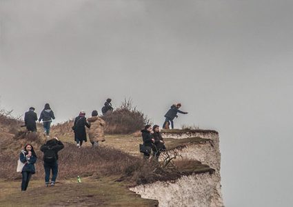 جرف يرلينغ جاب يستقطب السياح المتهورين