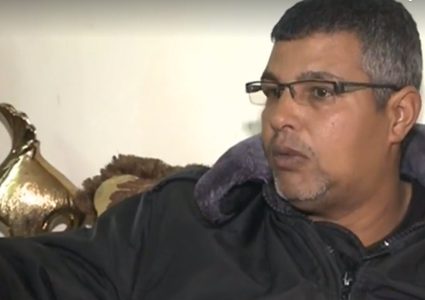 برنامج في البلد يطرح قضيته مجدداً.. نضال خليل يبحث عن طفل يتبناه منذ عقدين(فيديو)